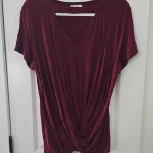 Maurices Maroon Short Sleeve Twist Tee